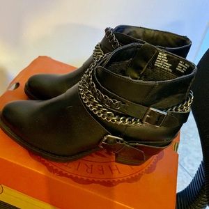 Black Booties with Chain